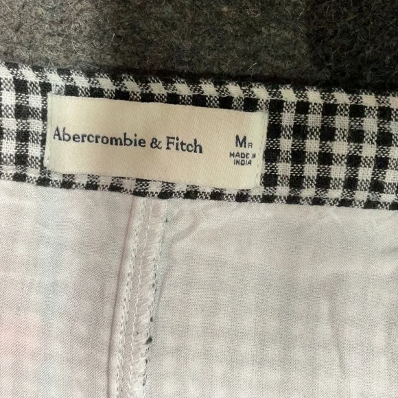 Abercrombie gingham shorts Medium regular - Picture 2 of 4